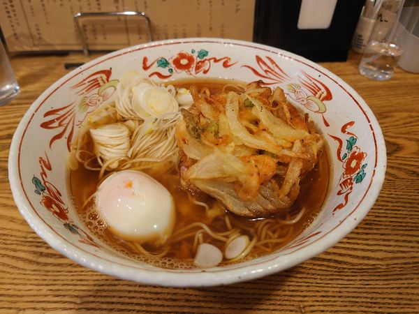 「2022/04限定 釜揚げ桜エビと新玉ねぎのかき揚げそば」@麺ごころ 佑庵の写真