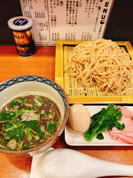 「淡麗ノドグロつけ麺 醤油」@自家製手もみ麺 鈴ノ木の写真