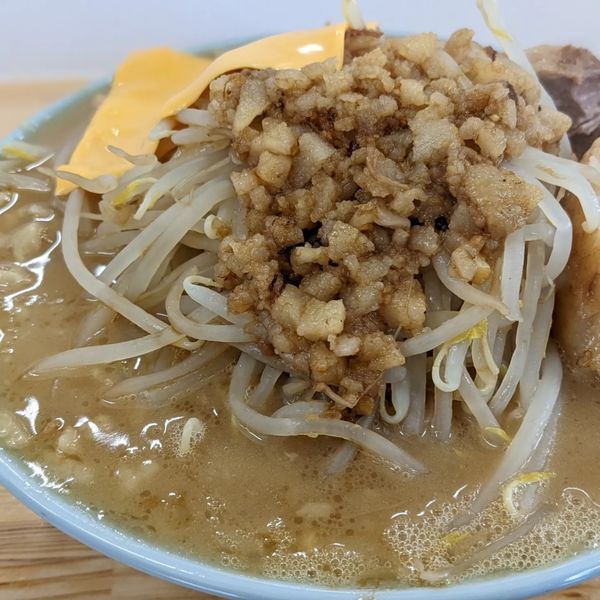 「ラーメン小200gしょうゆ」@ラーメン工藤の写真