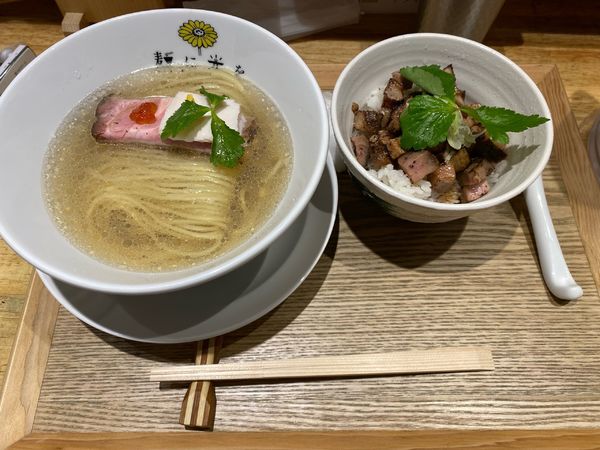 「貝の光　チャーシュー丼」@麺に光を 別邸の写真