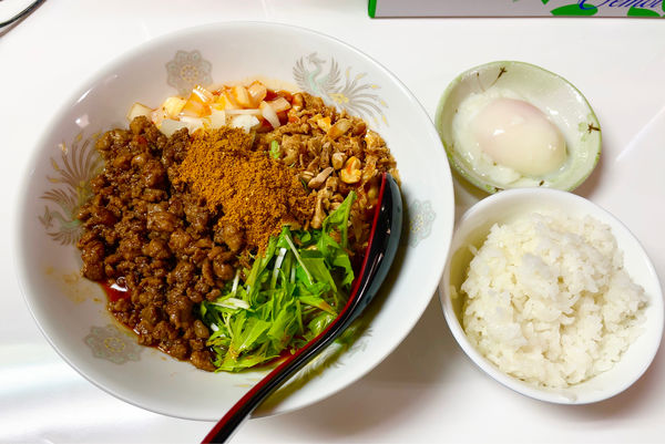 「汁なし坦々まぜそばwithカレースパイス & 温玉 & 〆ごはん」@まぜそば専門店 ひよこの写真