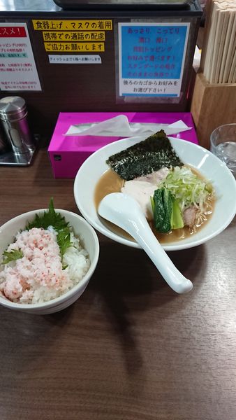 「（限定）濃厚蟹煮干しラーメン、蟹実入り茶漬け」@煮干し中華そば 山形屋の写真