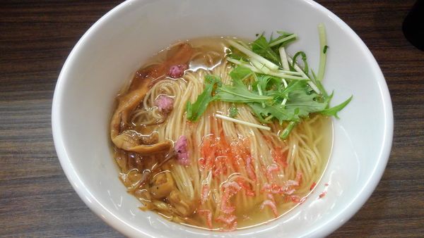 「【限定】桜らーめん(塩)390円」@麺屋 煮干と鶏 ひんなの写真