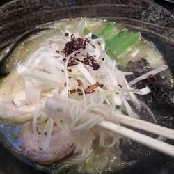 鶏白湯ラーメン(800)