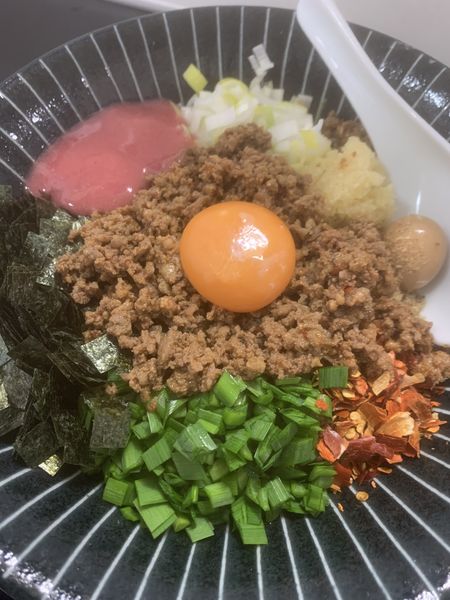 「限定　桃台湾まぜそば」@自家製麺SHINの写真