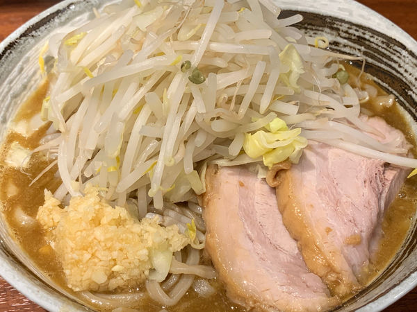 「ラーメン（ニンニク少なめ）」@麺屋づかちゃん 港南台店の写真