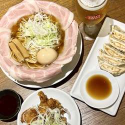 関西だし醤油ラーメン　ピストル