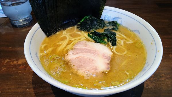 「のりラーメン(麺硬め･味濃いめ)」@横浜家系ラーメン 中島家の写真
