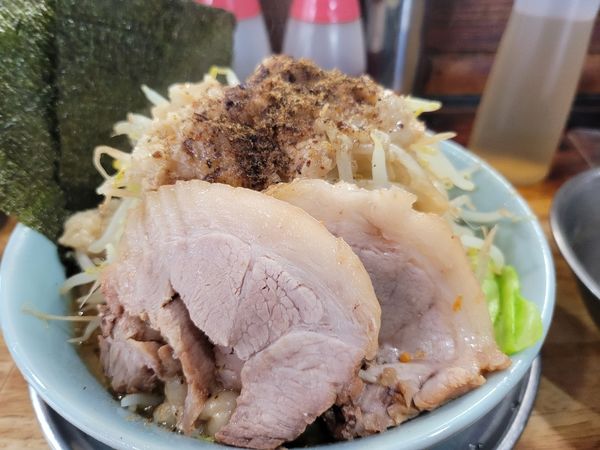 「限定　つけ味ラーメン　麺少なめ」@麺でる 多摩センター店の写真