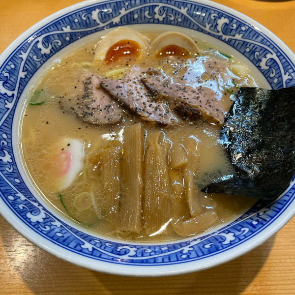 「特製中華そば」@中華そば 青葉 川崎アゼリア店の写真