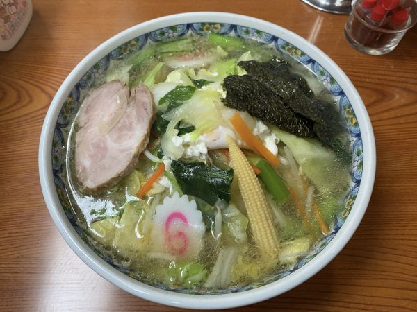 「手打五目ワンタンメン」@中華そば集来の写真