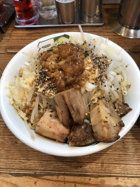 「汁なしぞば並」@雷 千葉駅前店の写真