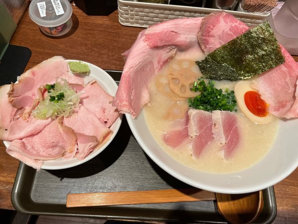 「魚介白湯らーめん・全部のせ」@麺と心 7の写真