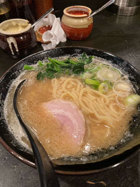 「豚骨醤油」@麺屋 竜王の写真