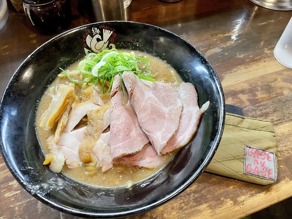 「濃極肉増しポタチキそば」@縁乃助商店の写真