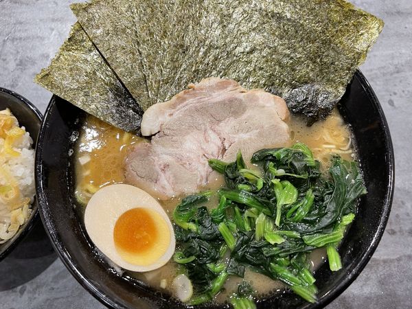 「桜家ラーメン」@家系ラーメン 桜家の写真