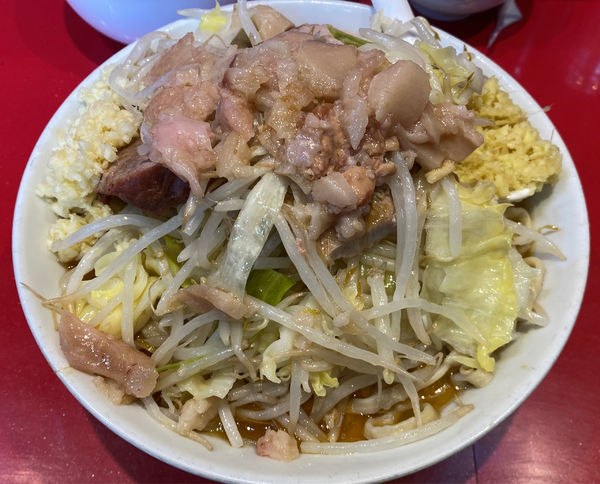 「汁なし 玉子 青ネギ ショウガ ニンニク アブラ」@ラーメン二郎 西台駅前店の写真