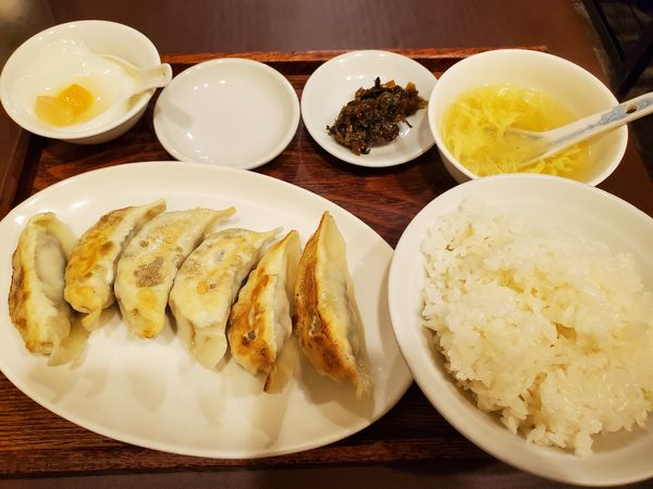 「餃子定食」@康華楼の写真