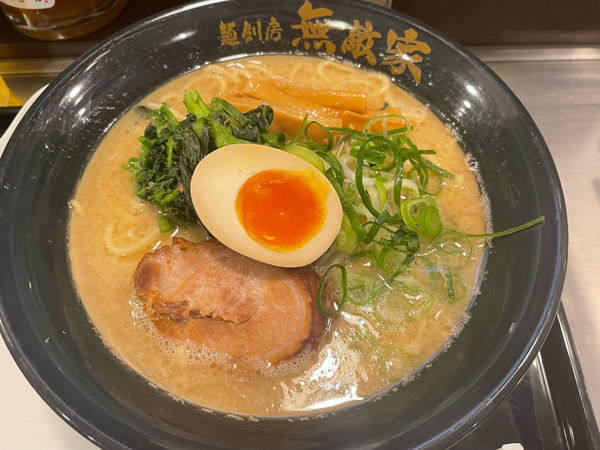 「本丸-X」@麺創房 無敵家の写真