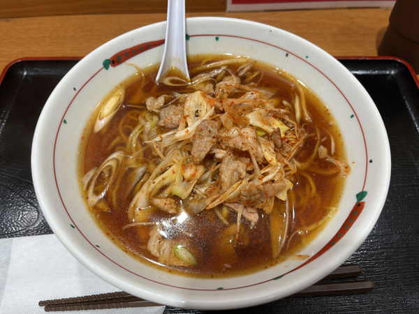 「辛口醤油ラーメン　麺硬め」@福よし さいたま新都心店の写真