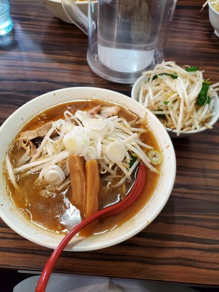 「醤油ラーメン楓　野菜大盛」@味噌麺処 楓の写真