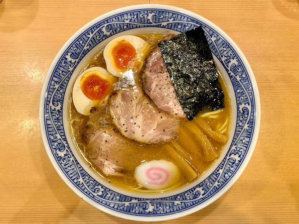 「特製中華そば」@中華そば 青葉 ららぽーと船橋店の写真