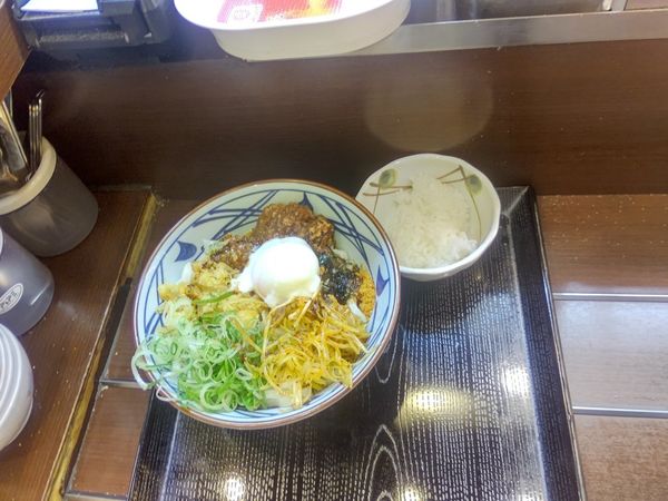 「担々まぜ釜うどん玉(並盛)670円」@丸亀製麺 イーサイト高崎店の写真