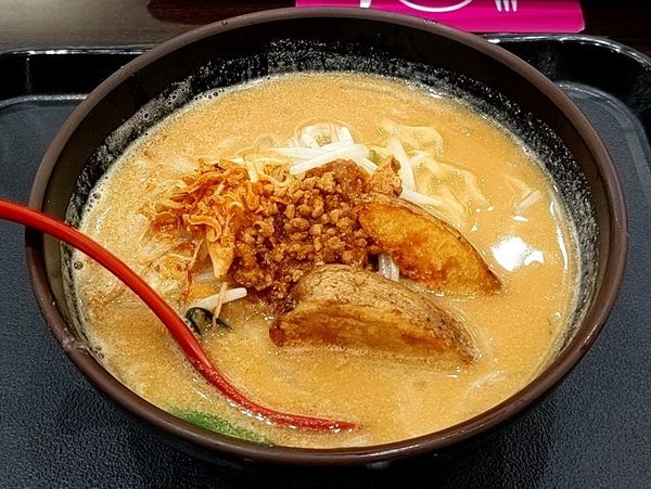 「北海道味噌らーめん」@麺場 田所商店 越谷レイクタウン店の写真