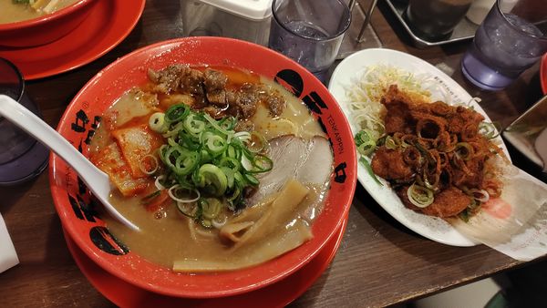 「牛すじこってり（本店限定）」@天下一品 総本店の写真