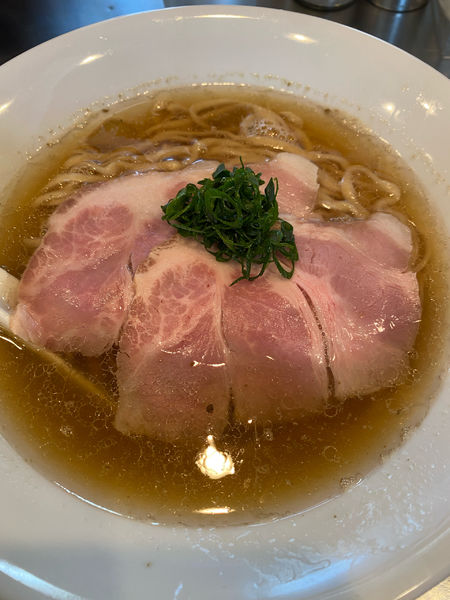 「焙煎帆立煮干ラーメン」@さんじの写真