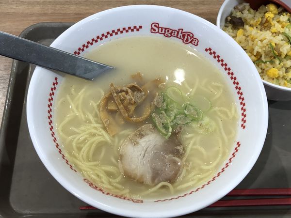 「ラーメン　￥３３０」@スガキヤ イオンモール大髙店の写真