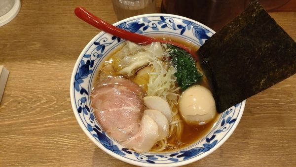 「特製貝出汁醤油らぁ麺」@貝出汁らぁ麺 虎武の写真