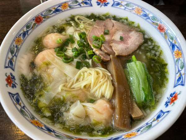 「あおさ海苔の塩海老ワンタン麺1150円」@キッチン ヤンの写真
