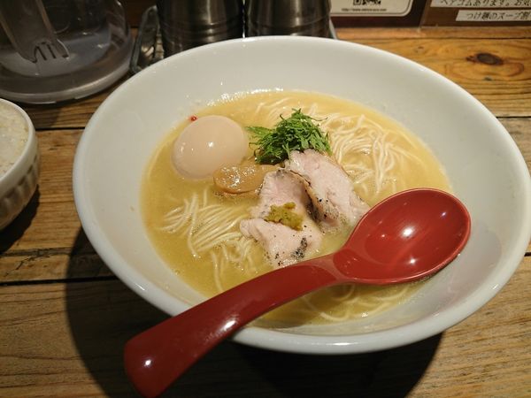 「塩ラーメン」@麺屋 翔 西新宿本店の写真