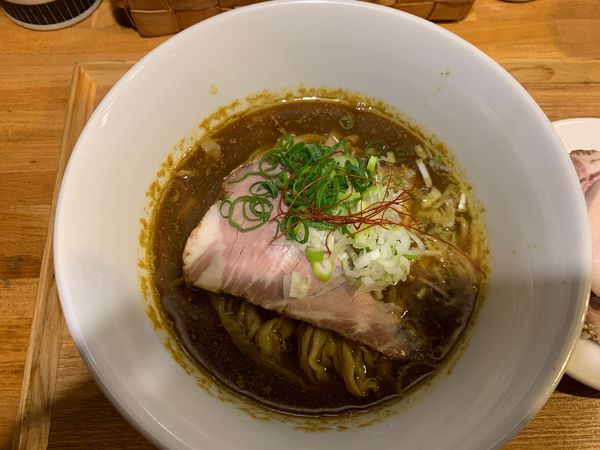 「豚骨和出汁curryそば」@中華蕎麦 はざまの写真