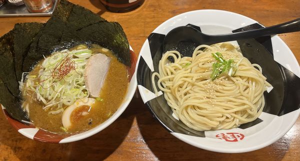 「赤節つけめん」@つけ麺おんのじ 仙台本店の写真