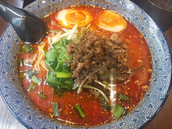 「麻辣担々麺」@北海道らーめん ほしみ屋 虎ノ門店の写真