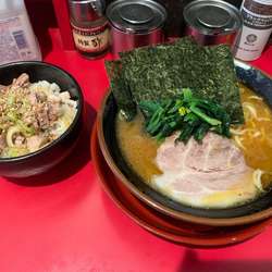 ラーメン+チャーシュー丼