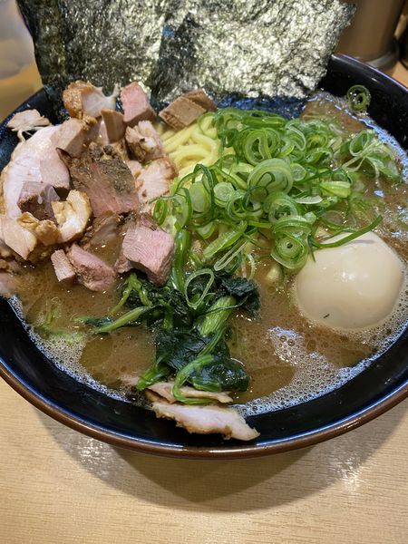 「皇綱特製大盛り」@輝道家直系 皇綱家の写真