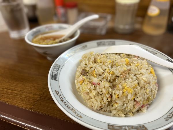 「チャーハン 600円 シューマイ 400円」@すずきの写真