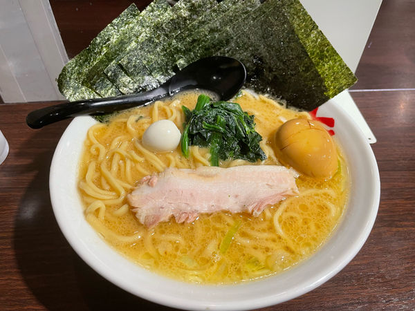 「吟得ラーメン　海苔トッピング」@吟家の写真