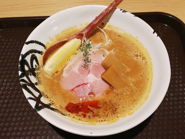 「【限定】濃厚！！伊勢エビ味噌らーめん　900→700円」@八甲田麺業Rの写真