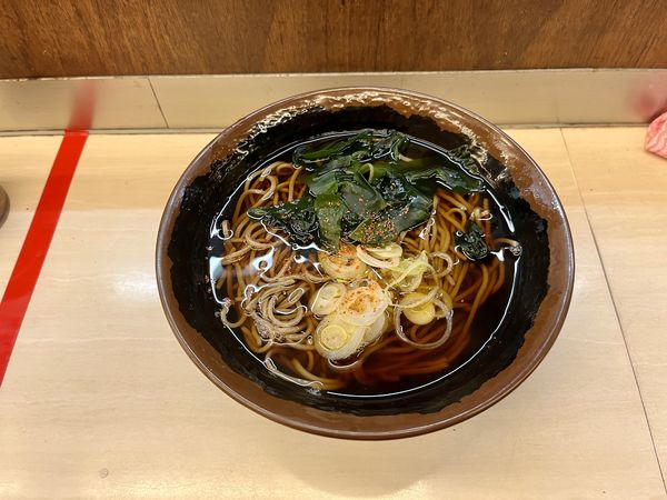 「かけそば330円」@よつばの写真