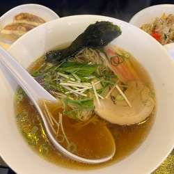 ラーメン（醤油）・チャーハン・餃子２個