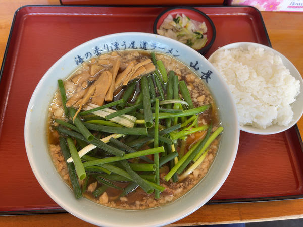 「尾道ラーメン（830円）」@尾道ラーメン 山長の写真