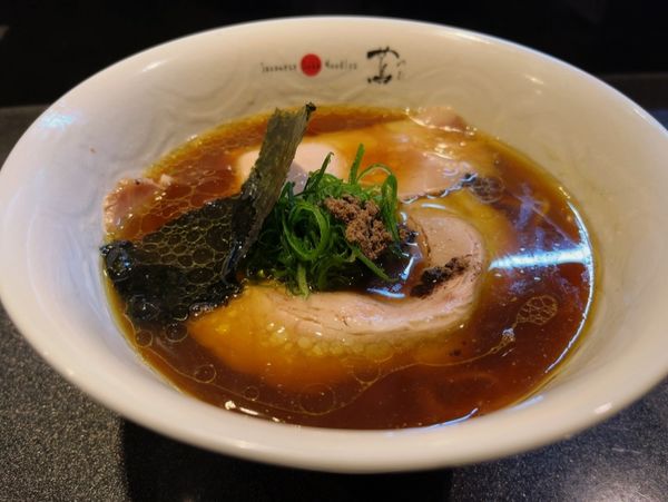 「醤油ラーメン」@Japanese Soba Noodles 蔦の写真