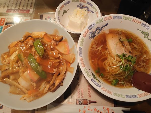 「中華丼セット(850円)」@ラーメン王の写真