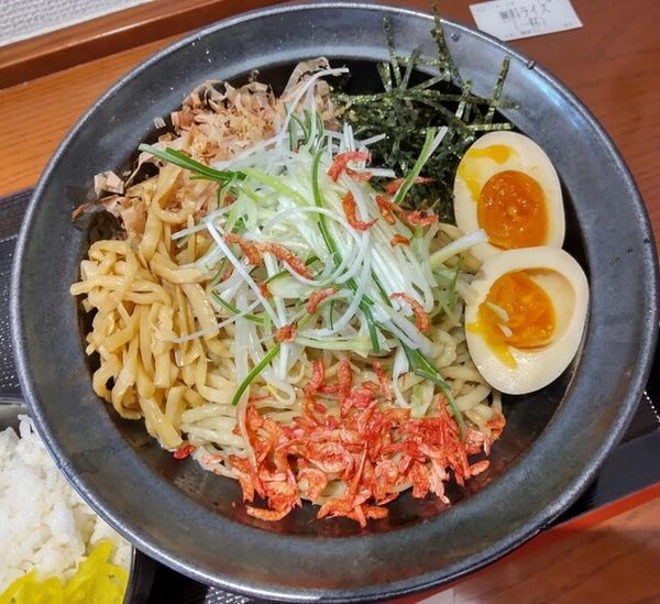 「旅籠そば大盛1000円」@麺屋でんの写真