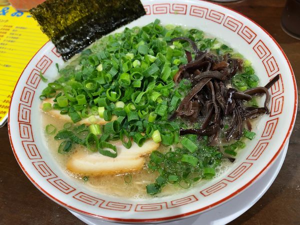 「ねぎラーメン＋替え玉（無料）」@博多長浜ラーメン フクフクの写真