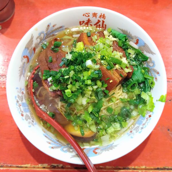 「特製角煮麺【数量･期間限定】＋玉子焼【14時以降限定】」@心斎橋 味仙の写真